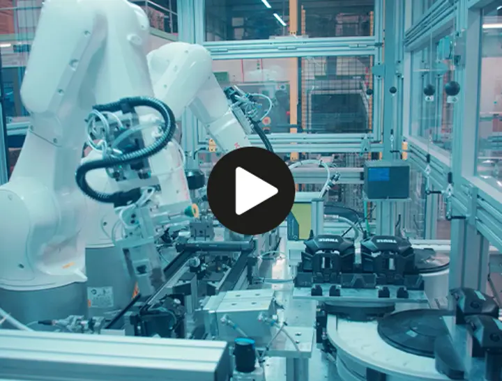 Machine protection around the assembly line to Thule Machine protection around the assembly line to Thule